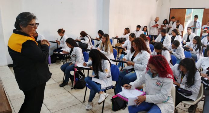 Galenos de Monagas inician curso sobre artículo 8 de la Ley del Ejercicio de la Medicina