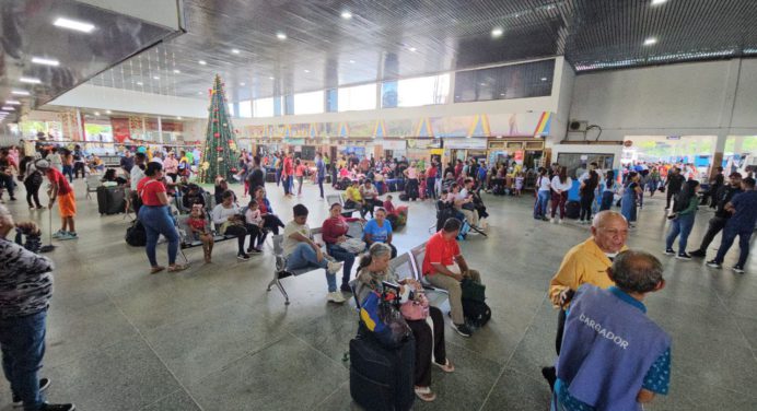 Gran afluencia de temporadistas retorna por el Terminal de Maturín