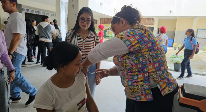 Jornada “Soy saludable” atendió a más de 200 estudiantes de Las Cocuizas