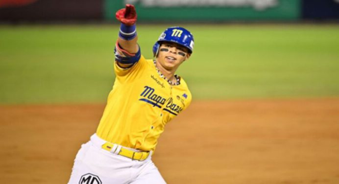 Magallanes dejó en el campo a Zulia y aún lucha por un cupo a la final