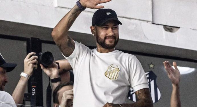 Presidente del Santos anunció el regreso de Neymar