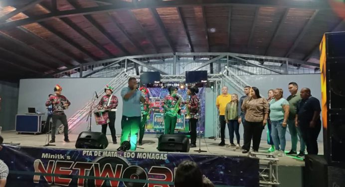 Santa Bárbara de Tapirín celebra el Grito de Carnaval 2025
