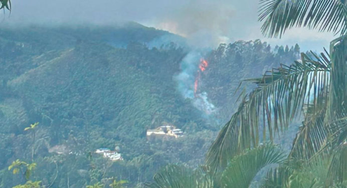 Se estrelló avioneta en el sector El Volcán del estado Miranda