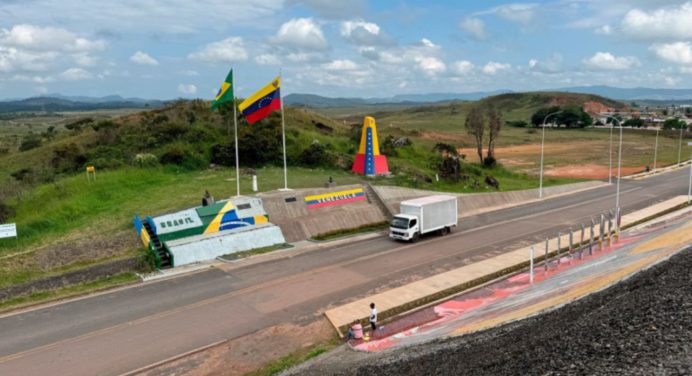 Venezuela reabre frontera con Brasil tras ejercicios militares