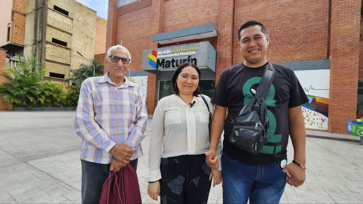 alcaldesa de maturin entrego financiamiento a tres proyectos de la consulta popular laverdaddemonagas.com financiamiento2