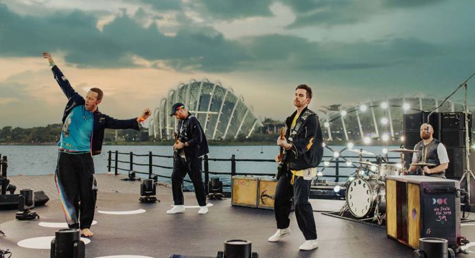 Banda Coldplay lanzó «Hombre en la Luna» desde Singapur (+video)