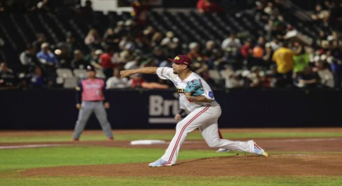 Cardenales noqueó a Japón con tercer no hit no run de la Serie del Caribe