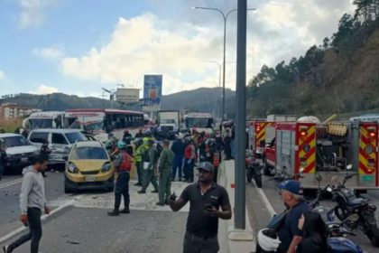 Choque múltiple en la bajada de Tazón