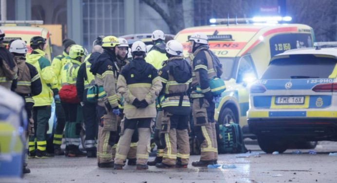 Cinco personas heridas en un tiroteo en Suecia
