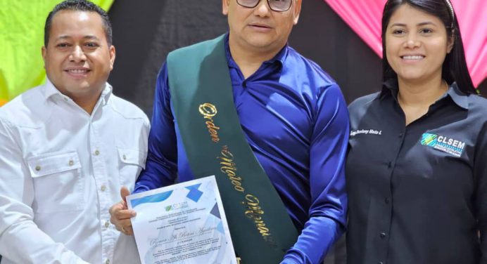 Clsem entrega Orden Mateo Manaure a hacedores del Carnaval de Maturín