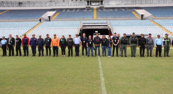 Conmebol y entes del orden público ajustan detalles técnicos y seguridad en el Monumental