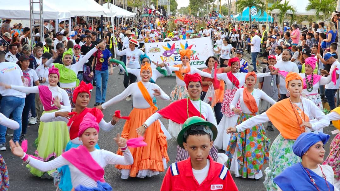desfile escolar dio inicio a la fiesta grande de oriente laverdaddemonagas.com desfile3