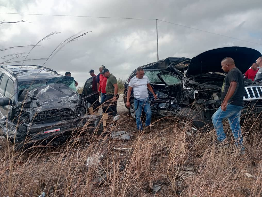 Dos muertos y dos heridos deja accidente de tránsito en El Tejero 2 Dos muertos y dos heridos deja accidente de tránsito en El Tejero