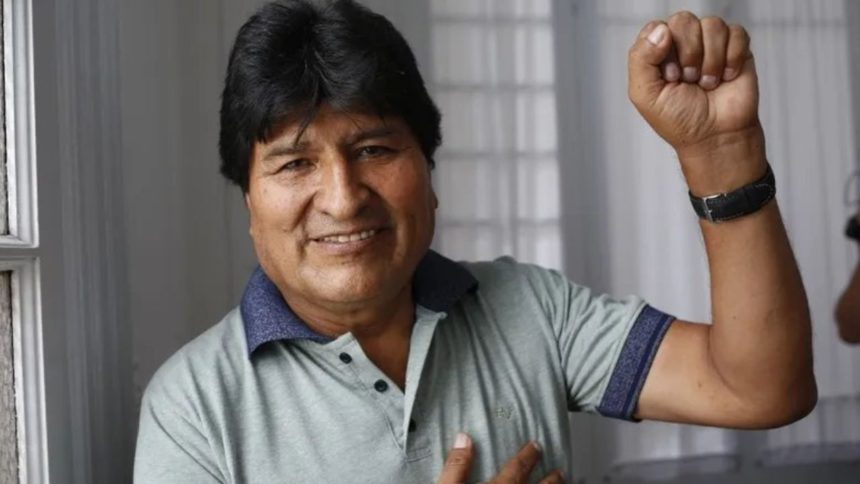 Evo Morales anuncia su candidatura