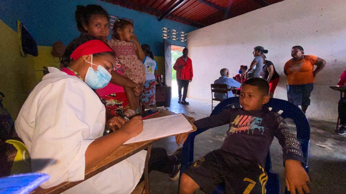 Habitantes de Los Barrancos reciben jornada médico -asistencial en Sotillo 3 habitantes de los barrancos reciben jornada medico asistencial en sotillo laverdaddemonagas.com sotillo3