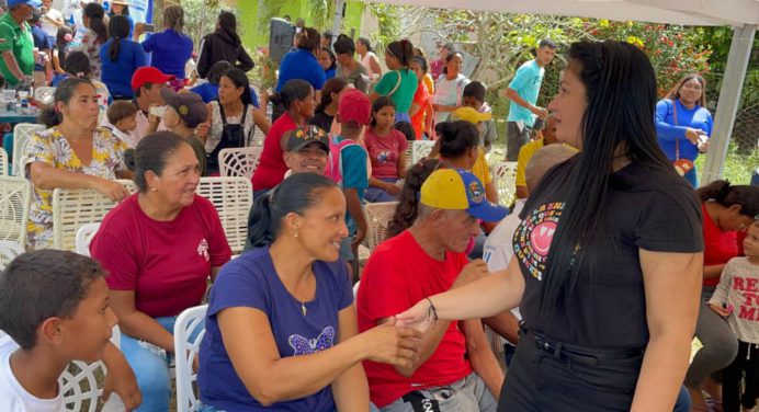Jornada médica en San Judas Tadeo 2 con Gobernador Luna