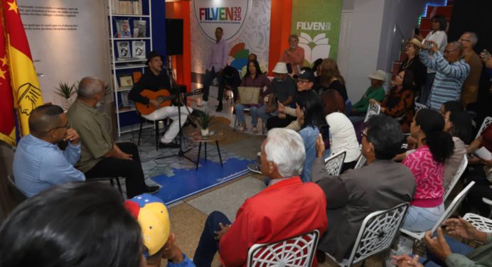 Jóvenes de Monagas califican como aventura fascinante contacto con los libros