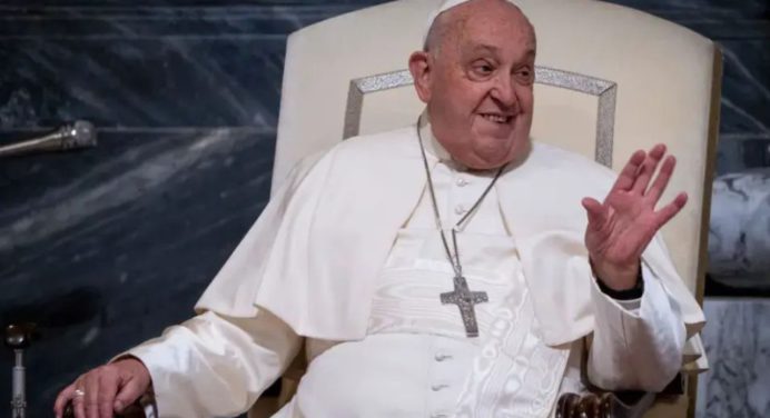 La Conferencia Episcopal venezolana insta a orar por la salud del Papa