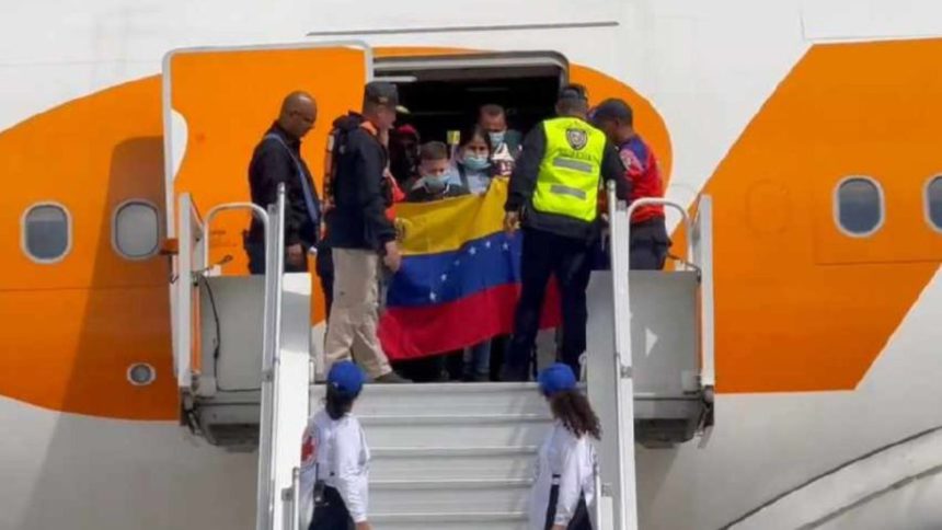 migrantes venezolanos arriban