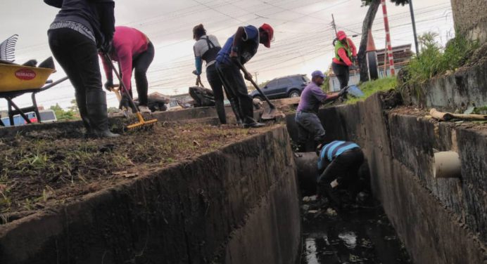 Plan de mitigación de riesgo ejecutó mantenimiento de caños Las Gladiolas, La Ceiba y Libertador