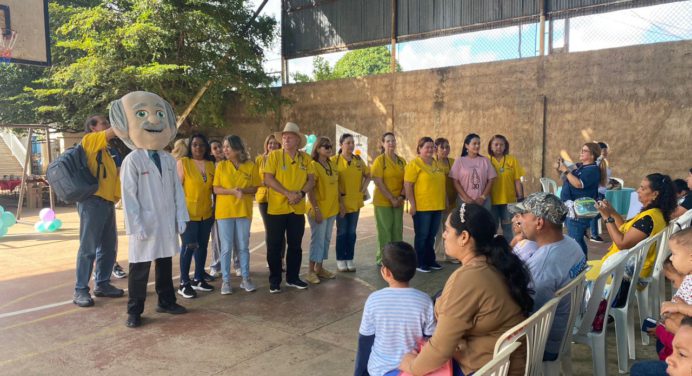 «Por amor a tí» llevó jornada médico asistencial a Brisas del Aeropuerto