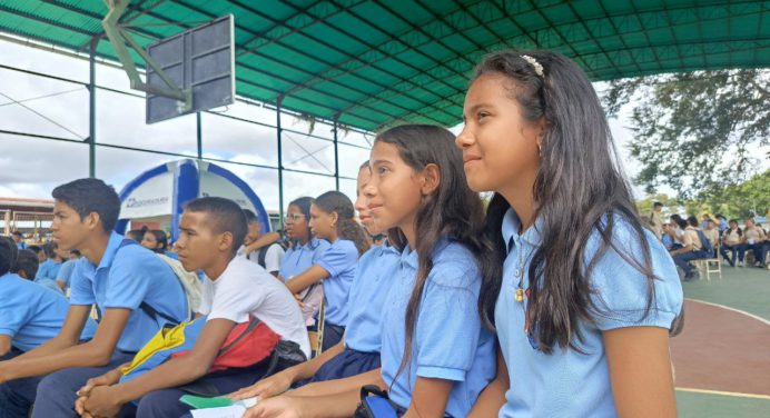 Procuraduría inicia ciclo de charlas contra el bullying en La Toscana