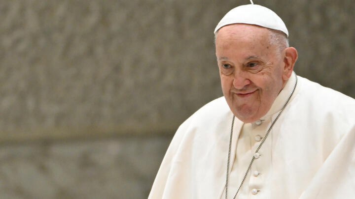 Salud del papa Francisco progresa