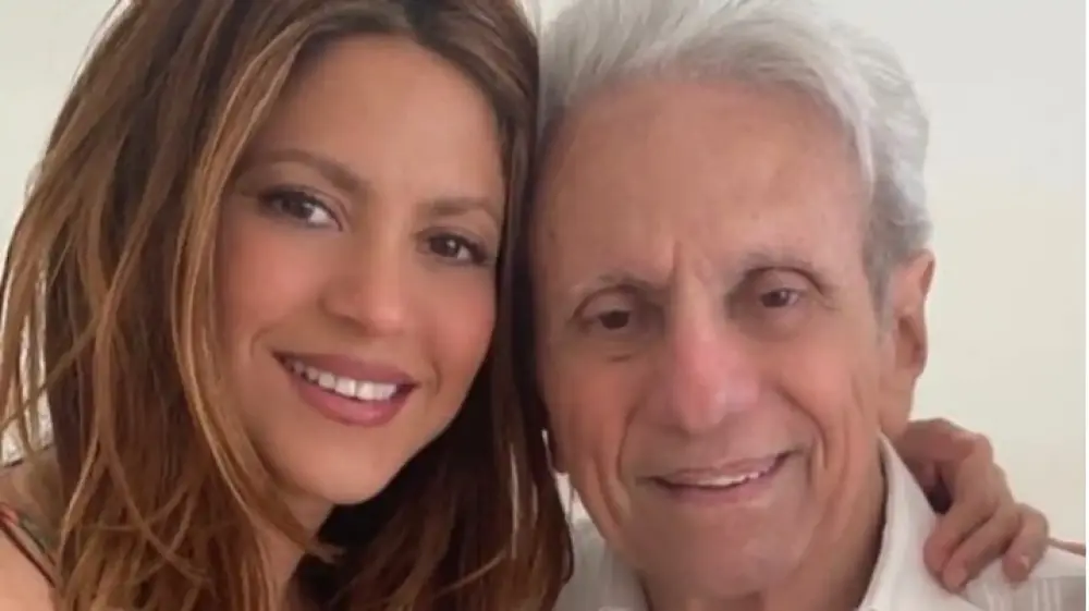 Shakira llegó a Barranquilla directo al hospital por salud de su papá