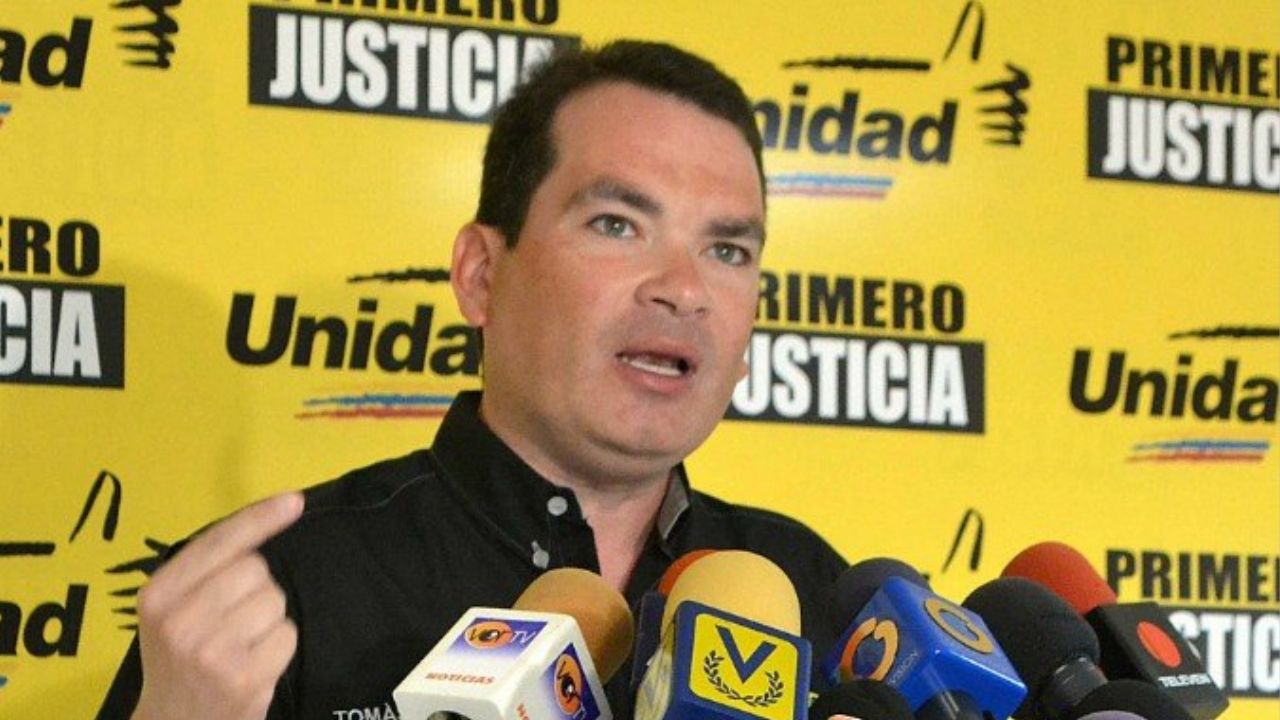 rechaza la abstención