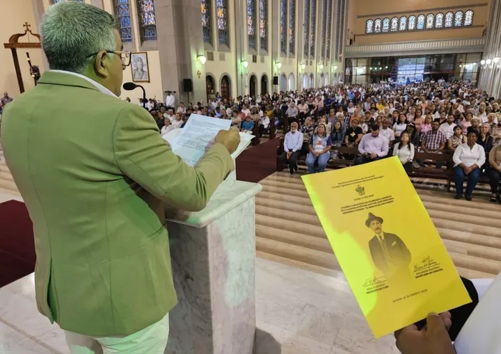 A casa llena se efectuó misa en honor al Dr. José Gregorio Hernández en la Catedral 5 a casa llena misa de accion de gracia en honor al dr jose gregorio hernandez en la catedral laverdaddemonagas.com misa4