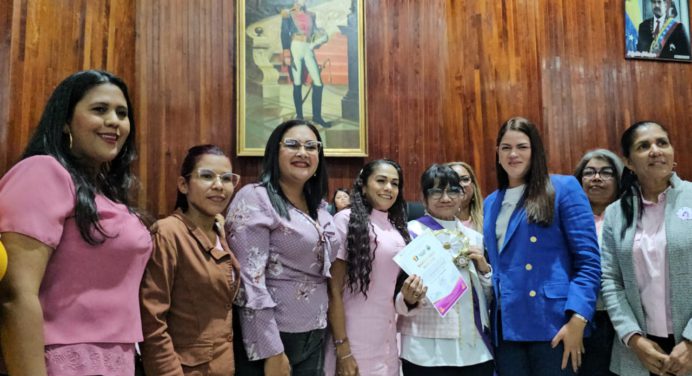 Clsem rindió honor a las mujeres con sesión especial