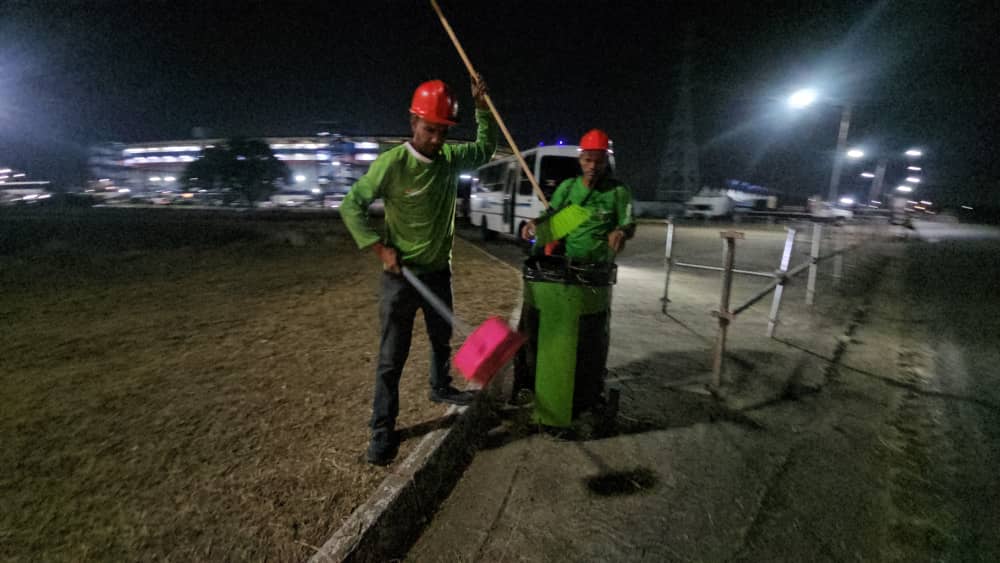 alcaldia de maturin ejecuto labores de mantenimiento en el estadio monumental laverdaddemonagas.com mantenimiento1