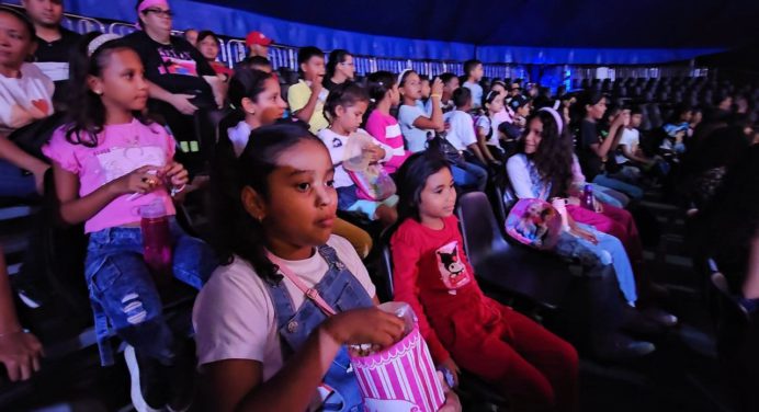 Alcaldía de Maturín regaló noche de magia en el circo Los Valentinos