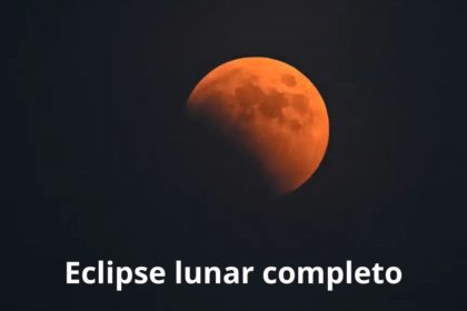 Eclipse lunar completo