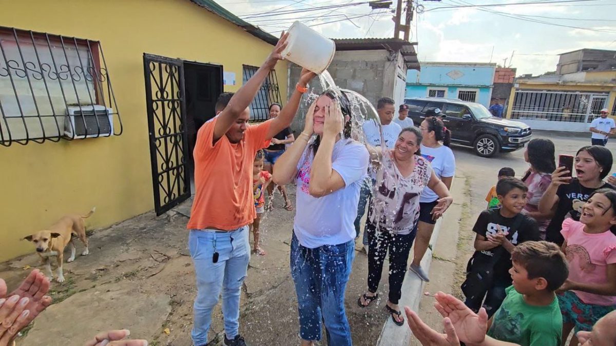 Fuentes recorrió comunidades de Maturín para compartir las tradiciones carnestolendas 4 fuentes recorrio comunidades de maturin para compartir las tradiciones carnestolendas laverdaddemonagas.com ana 4