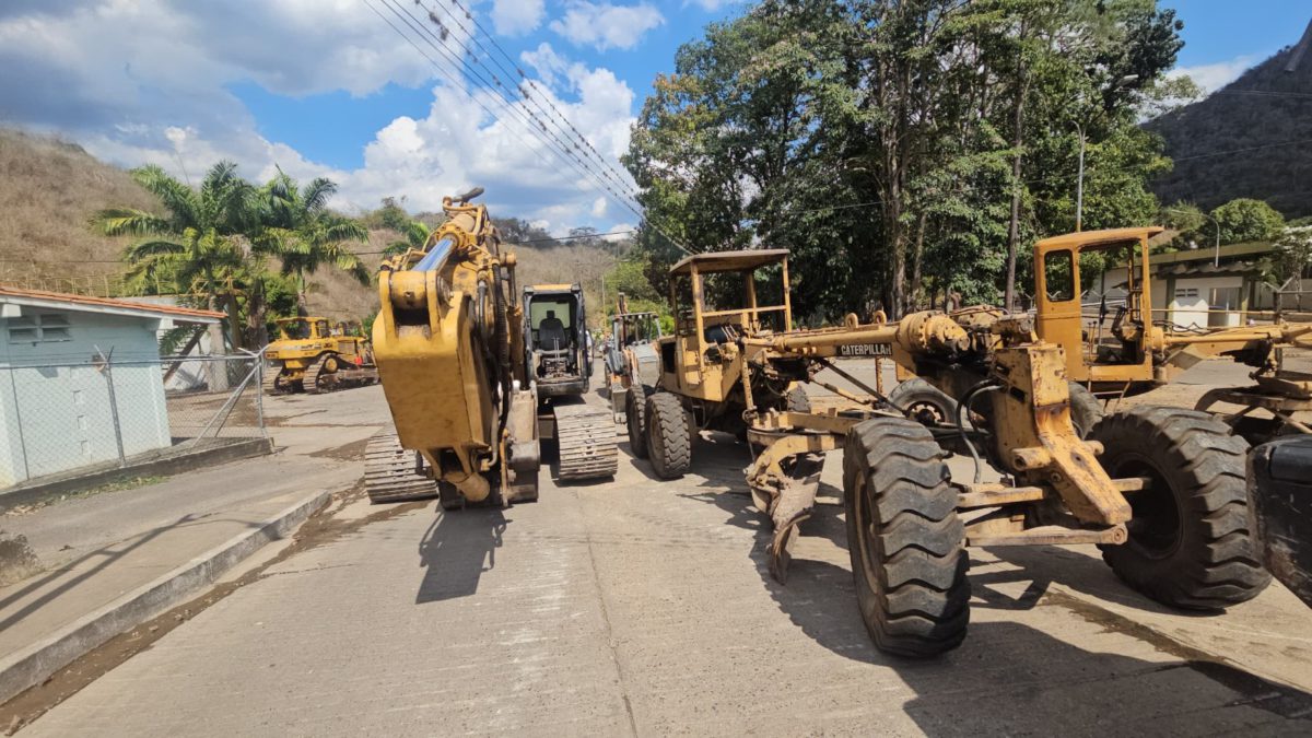 Gobernación inspecciona vías agrícolas en Acosta para iniciar su rehabilitación 4 gobernacion inspecciona vias agricolas en acosta para iniciar su rehabilitacion laverdaddemonagas.com acosta4