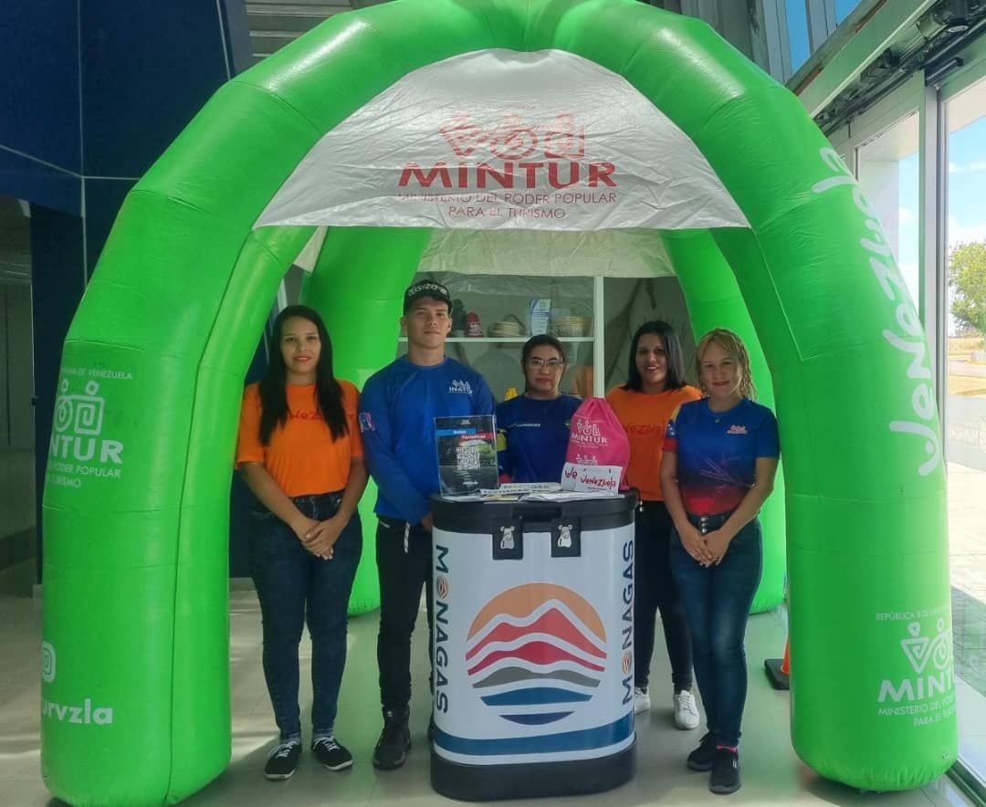 Gobernación y Mintur promocionan las rutas turísticas a fanáticos de la Vinotinto 2 gobernacion y mintur promocionan las rutas turisticas a fanaticos de la vinotinto laverdaddemonagas.com inatur2