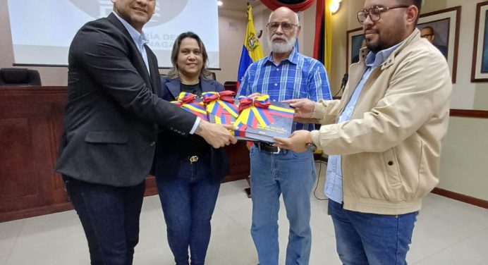 Gobernador Luna entrega su informe de gestión 2024 a poderes Legislativo y Contralor