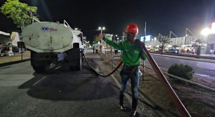 Iamam mantiene los espacios del Carnaval limpios y ordenados