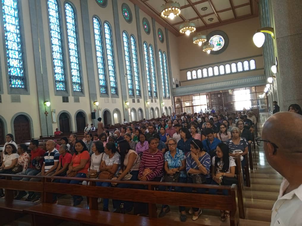 Más de 2 mil feligreses acudieron a jornada de confesiones en Catedral 2 mas de 2 mil feligreses acudieron a jornada de confesiones en catedral laverdaddemonagas.com image 1
