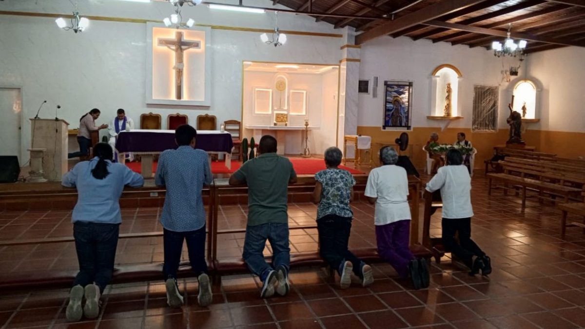 Más de 2 mil feligreses acudieron a jornada de confesiones en Catedral 3 confesiones en diferentes parroquias