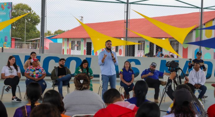 Ministros y comunidades de Monagas debaten sobre fortalecimiento del Poder Popular