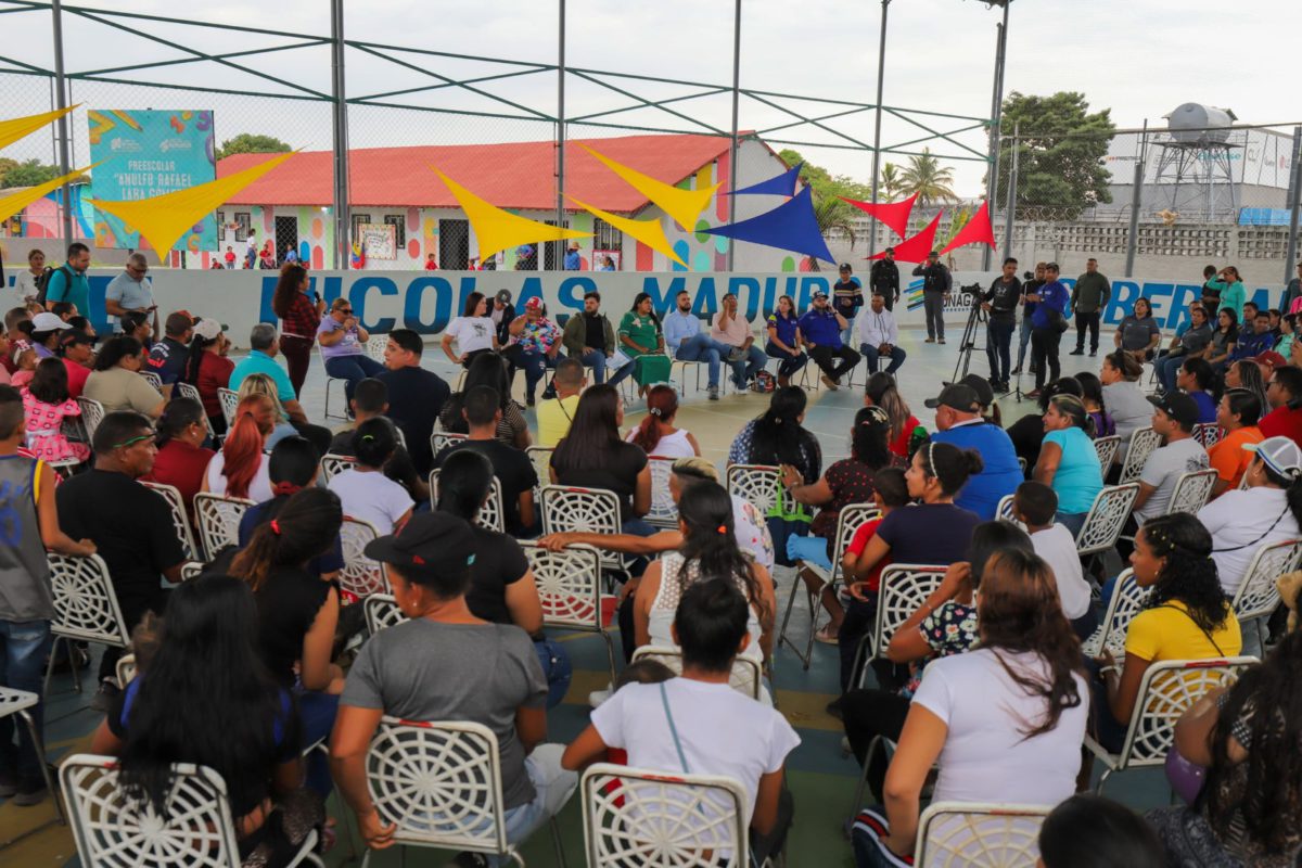 Ministros y comunidades de Monagas debaten sobre fortalecimiento del Poder Popular 3 ministros y comunidades de monagas debaten sobre fortalecimiento del poder popular laverdaddemonagas.com poder popular3