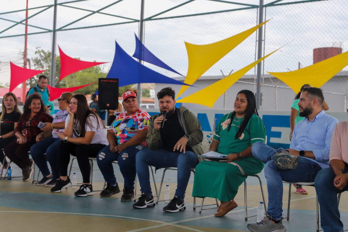 Ministros y comunidades de Monagas debaten sobre fortalecimiento del Poder Popular 4 ministros y comunidades de monagas debaten sobre fortalecimiento del poder popular laverdaddemonagas.com poder popular4