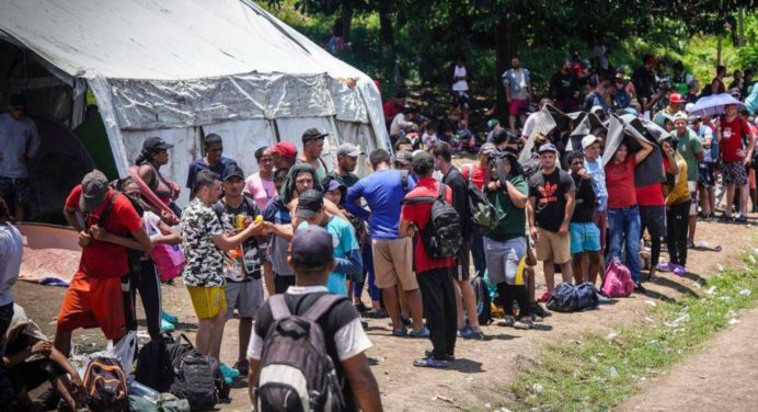 Panamá cierra centros migratorios en Darién tras drástico descenso del 98%