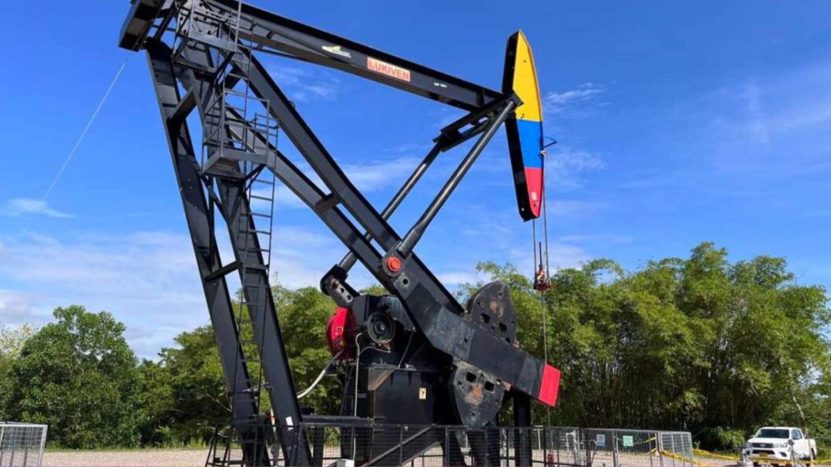 Producción petrolera de Venezuela cae pero se mantiene sobre el millón de barriles diarios 2 Producción petrolera de Venezuela cae pero se mantiene sobre el millón de barriles diarios