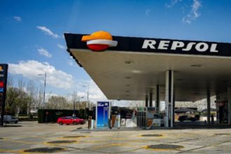 Repsol busca mediar
