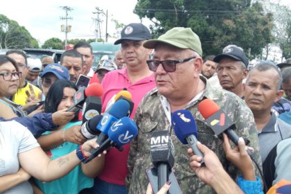 Sindicato de transporte desmiente pago