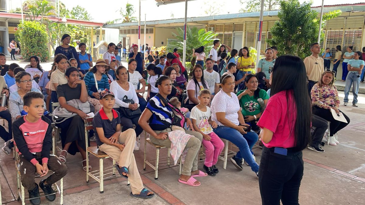 soy saludable beneficia a mas de 200 estudiantes en la escuela leonardo infante laverdaddemonagas.com salud3
