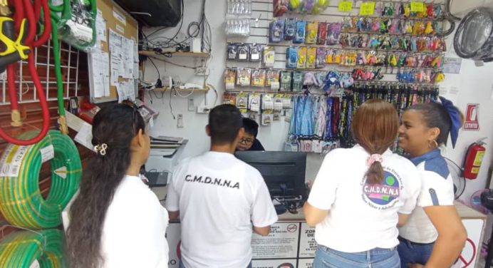 Supervisan contratación de jóvenes en comercios de Maturín